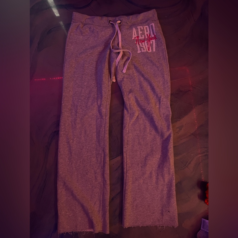 small aeropostle low waisted sweatpants